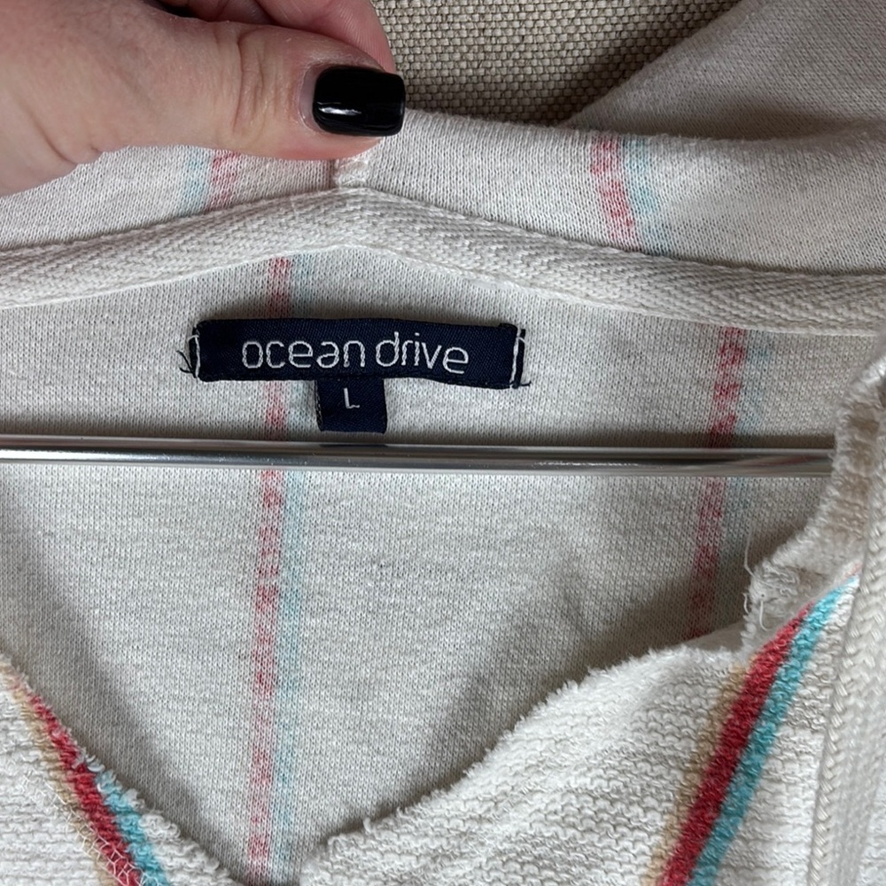 Ocean Drive > V Neck Striped Distressed Hoodie Large - Picture 2 of 8